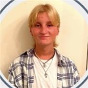 Étudiant en première année de BTS, j’aide pour le soutien scolaire niveau collège pour plusieurs matières dont maths, anglais